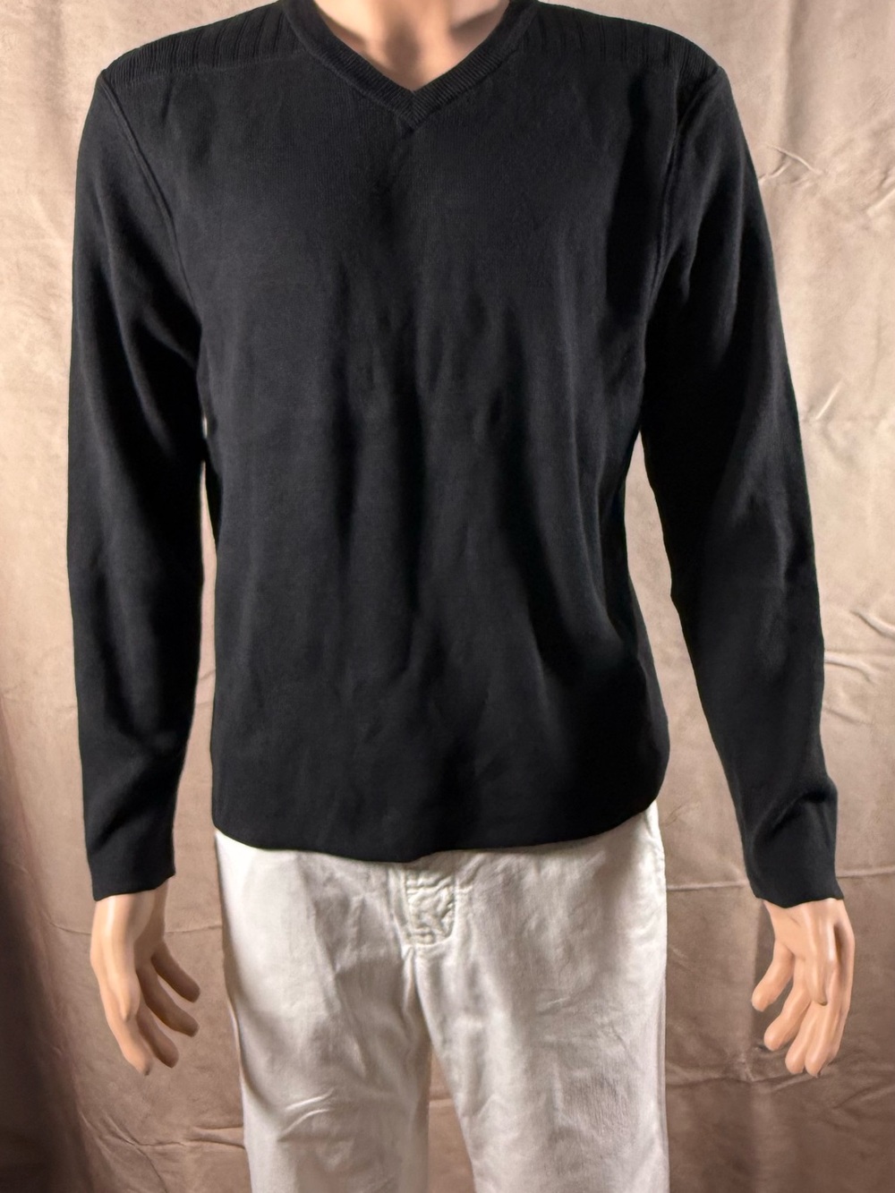 Express Men's Black V-Neck Sweater